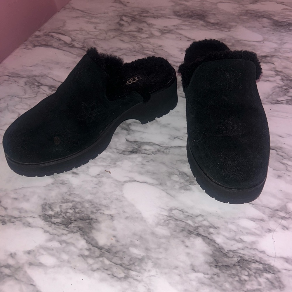 Ugg Platform Size 9 - image 4